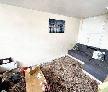 3 bedroom house to rent - Photo 2