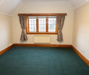 Spacious 4-Bedroom Home in the Heart of Dunedin – City Living at It... - Photo 3