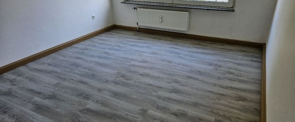 Dreizimmerwohnung mit ca. 63 m² Wohnfläche und Balkon in ruhiger, zentraler Wohnlage - Photo 1