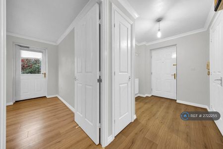 2 bedroom flat to rent - Photo 5