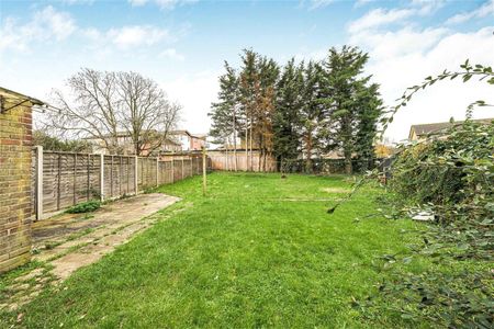 Collingwood Close, Twickenham, Middlesex, TW2 - Photo 5