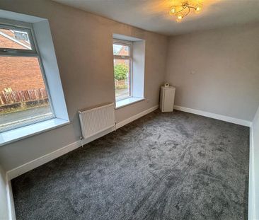 Newbridge Road, Pontllanfraith, BLACKWOOD - Photo 3