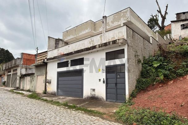 Casa para locação, 3 Quartos, sendo 1 suíte, e 03 vagas de garagem na Vila Suissa em Ribeirão Pires - Foto 1