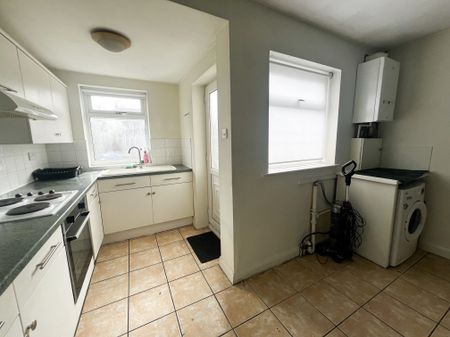 Spring Bank West, Hull - Photo 4