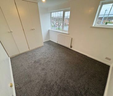 Mollington Crescent, Solihull, Shirley - Photo 5