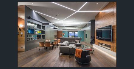 Exclusive South Bank Penthouse with Private Infinity Pool & Iconic Views - Photo 3