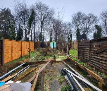 Luton, LU2 - Photo 6