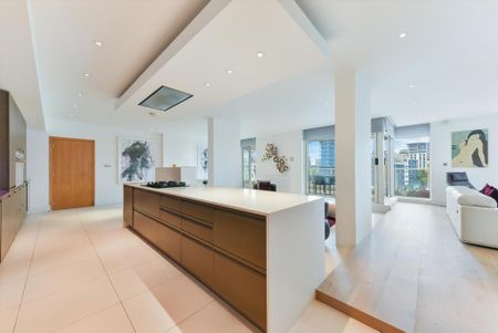5 bedroom flat to rent - Photo 3