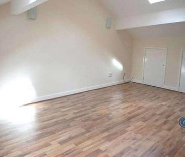 2 bedroom maisonette to rent - Photo 3