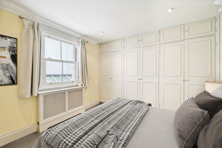 3 bedroom flat in South Kensington - Photo 4