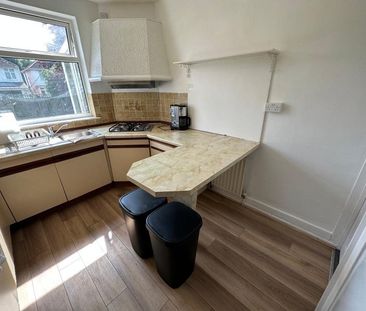 Room in a Shared House, Kingsmere Park, NW9 - Photo 6