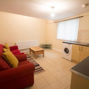 Unit B, 3 Eden Terrace, Derry/Londonderry, Cityside, BT48 0DH - Photo 2