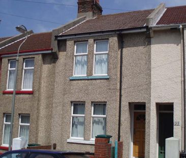 2 bedroom terraced house to rent - Photo 2
