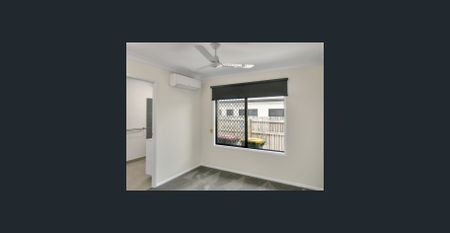 Modern Family Home in Prime Cosgrove Location - Photo 4