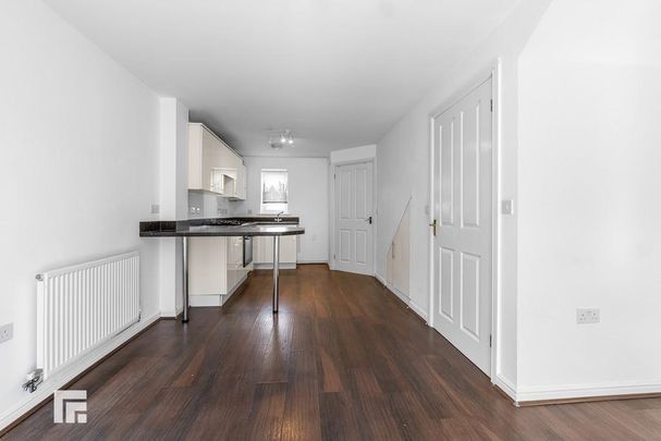 2 bedroom terraced house to rent - Photo 1