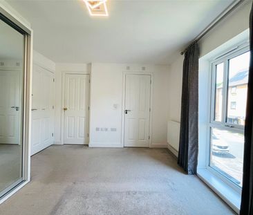 Divot Way, Basingstoke, Hampshire, RG24 - Photo 4