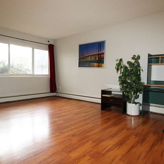 2 Bedroom Condo For Rent In Chinook Park/ All Utilities Included! - Photo 1