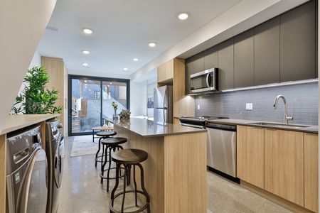 For Lease - 11 Merrill Avenue Unit# Lower, Toronto, Ontario - Photo 2