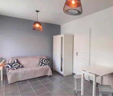 Location Appartement 1 pièce 27m² LA ROCHELLE 17000 - Photo 2