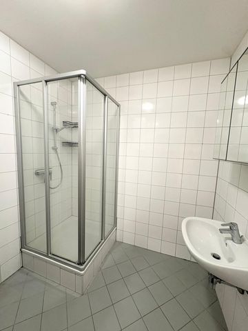 2-Zimmer-Erstbezug nach Sanierung in zentraler Lage - Provisionsfrei! - Photo 4