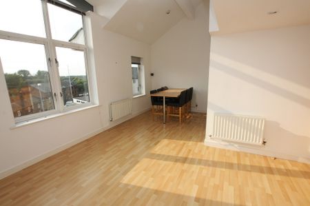 2 Bedroom APARTMENT, Chester - Photo 2