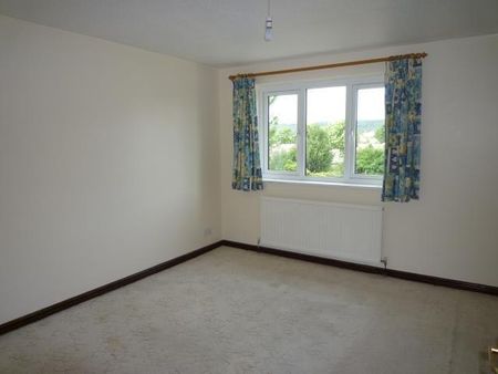 2 bedroom terraced house to rent - Photo 2