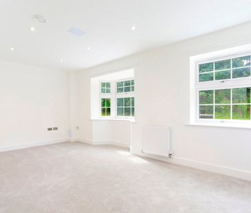 3 bedroom house to rent New Hythe Lane, Larkfield, Aylesford, Kent,... - Photo 1