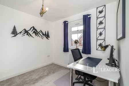 3 bedroom detached house to rent - Photo 3