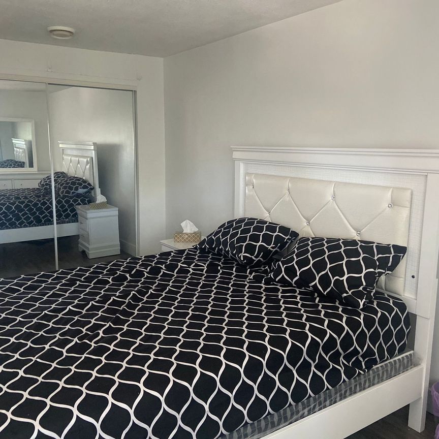 For Lease - 1958 Rosefield Road Unit# 11, Pickering, Ontario - Photo 1