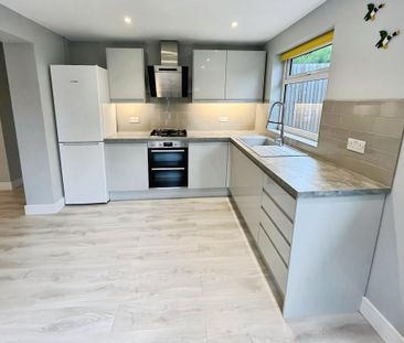 2 bedroom maisonette to rent - Photo 6