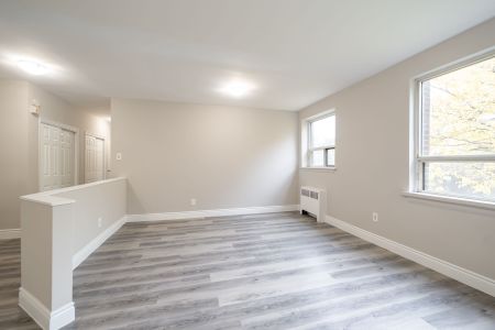 For Lease - 468 Ottawa Street Unit# 517B, Hamilton, Ontario - Photo 3
