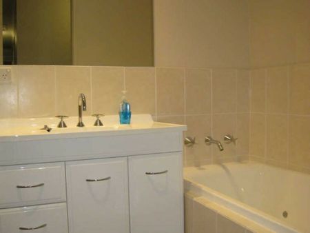 Spacious 4 Bedroom Family Home in Watson - Photo 4