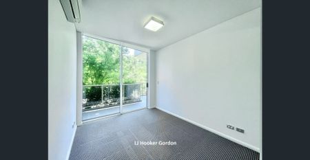 Convenient Home close to School and Train - Photo 3
