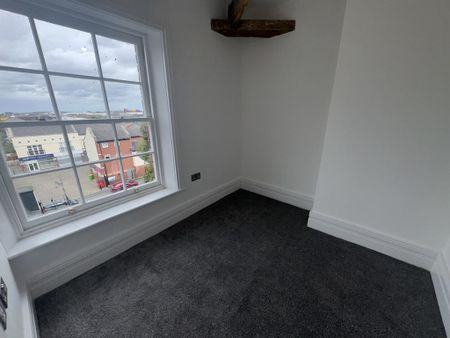 3 bedroom apartment to rent - Photo 2