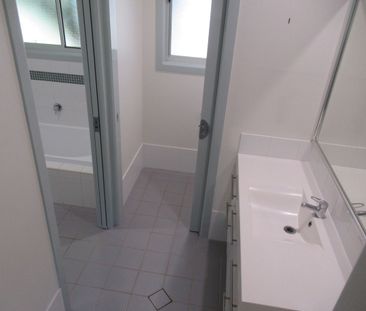 Beautiful Boambee East Home - Photo 4