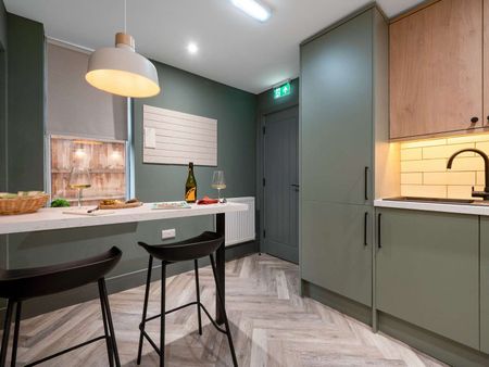 Hamilton Road Room 2 - Photo 5