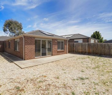 3 Dreelburn Terrace&comma; Melton South - Photo 3