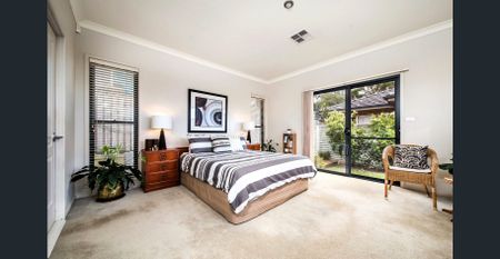 Stylish Single-Level Family Living - Photo 4