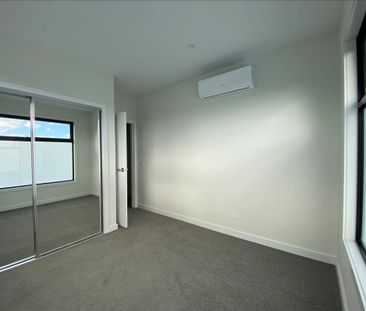 3/98 Barry Street, Reservoir VIC 3073 - Photo 5