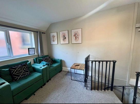 2 bedroom apartment to rent - Photo 1