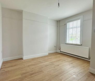 1 East Street, Donaghadee, BT21 0DW - Photo 1