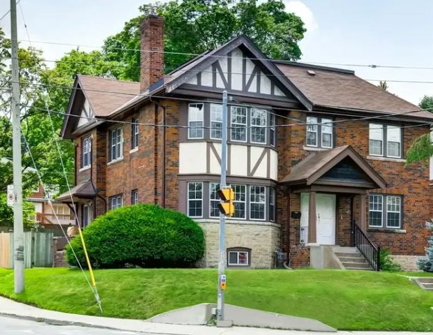 LAWRENCE | 89 LAWRENCE AVENUE EAST, Toronto - Photo 1