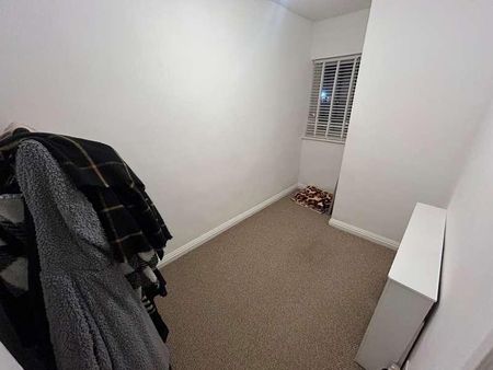 Bloomfield Street North, Halesowen, West Midlands, B63 - Photo 3