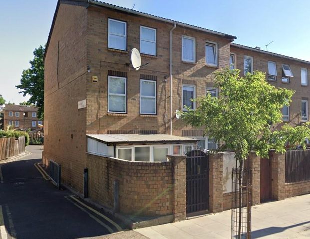 4 bedroom house to rent - Photo 1