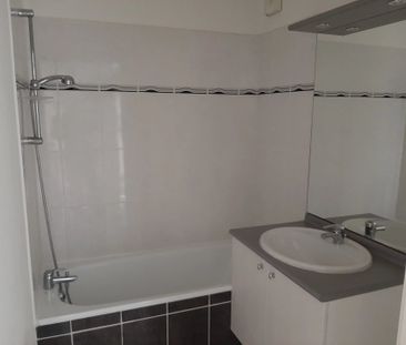 Location Appartement 3 pièces 56m² PERIGNY 17180 - Photo 3