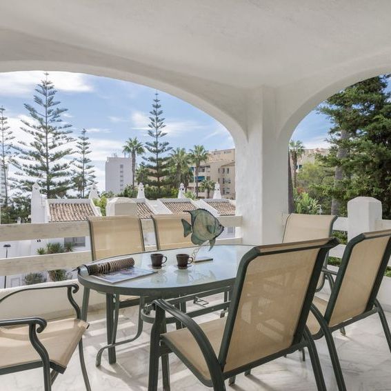 Alquiler de piso en Av Europa De - Photo 1