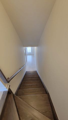 For Lease - 21 Melody Lane, Thorold, Ontario - Photo 2