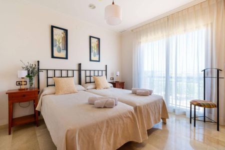 1 room luxury Apartment for rent in l'Alfàs del Pi, Valencia - Photo 4