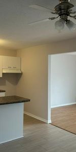 BEAU GRAND 4 1/2 a GRANBY - Photo 3