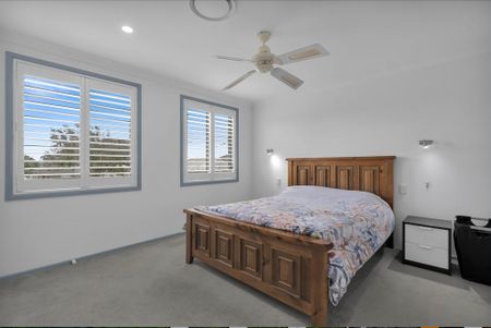 70 Waterworth Drive, Narellan Vale NSW 2567 - House For Rent | Domain - Photo 4